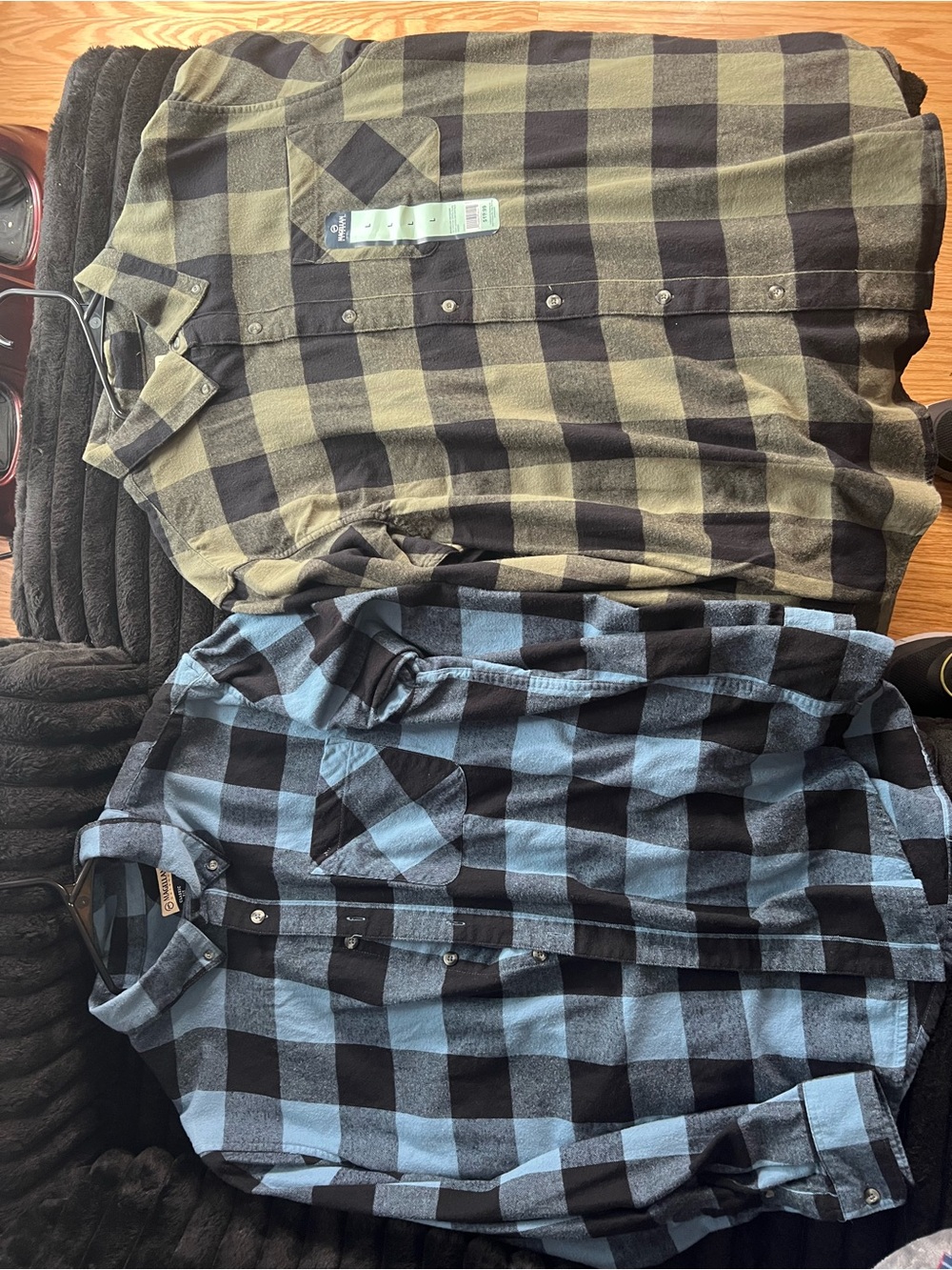 Magellan Black & Olive, Black & Light Blue Flannel Shirt New Large never worn